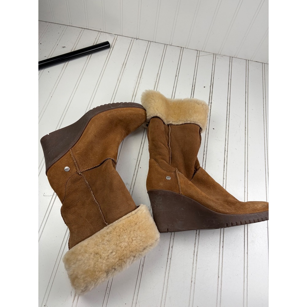 UGG Australia Joslyn Tan Suede Shearling Wedge Boots Women's Size 8 - Picture 6 of 9